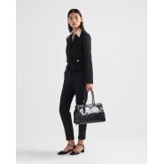 Большая кожаная сумка Prada